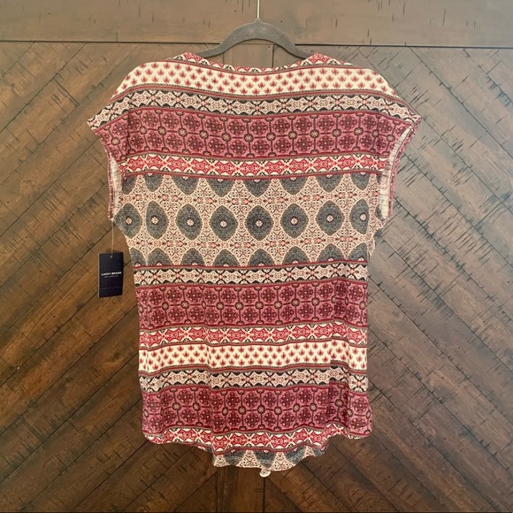 Lucky Brand 🍀 Medallion Tie-Front Tee - Picture 2 of 6